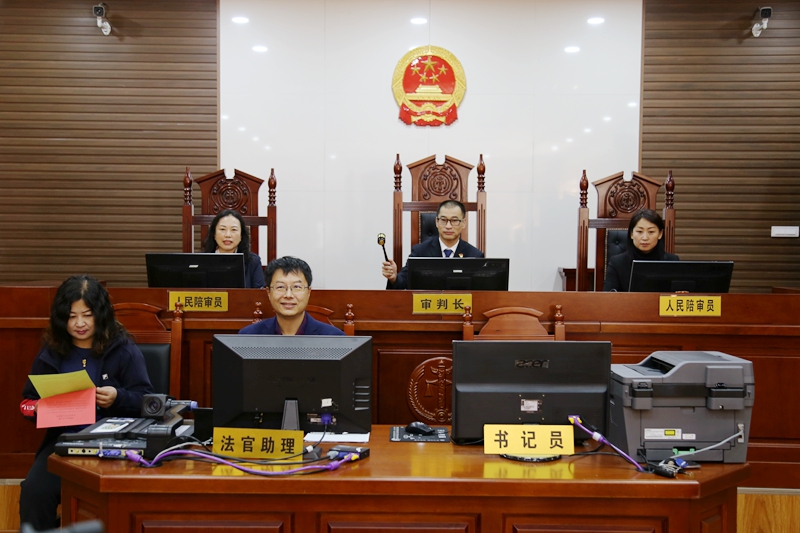 虎林市司法局,虎林市法院联合举行首场国家工作人员旁听庭审活动